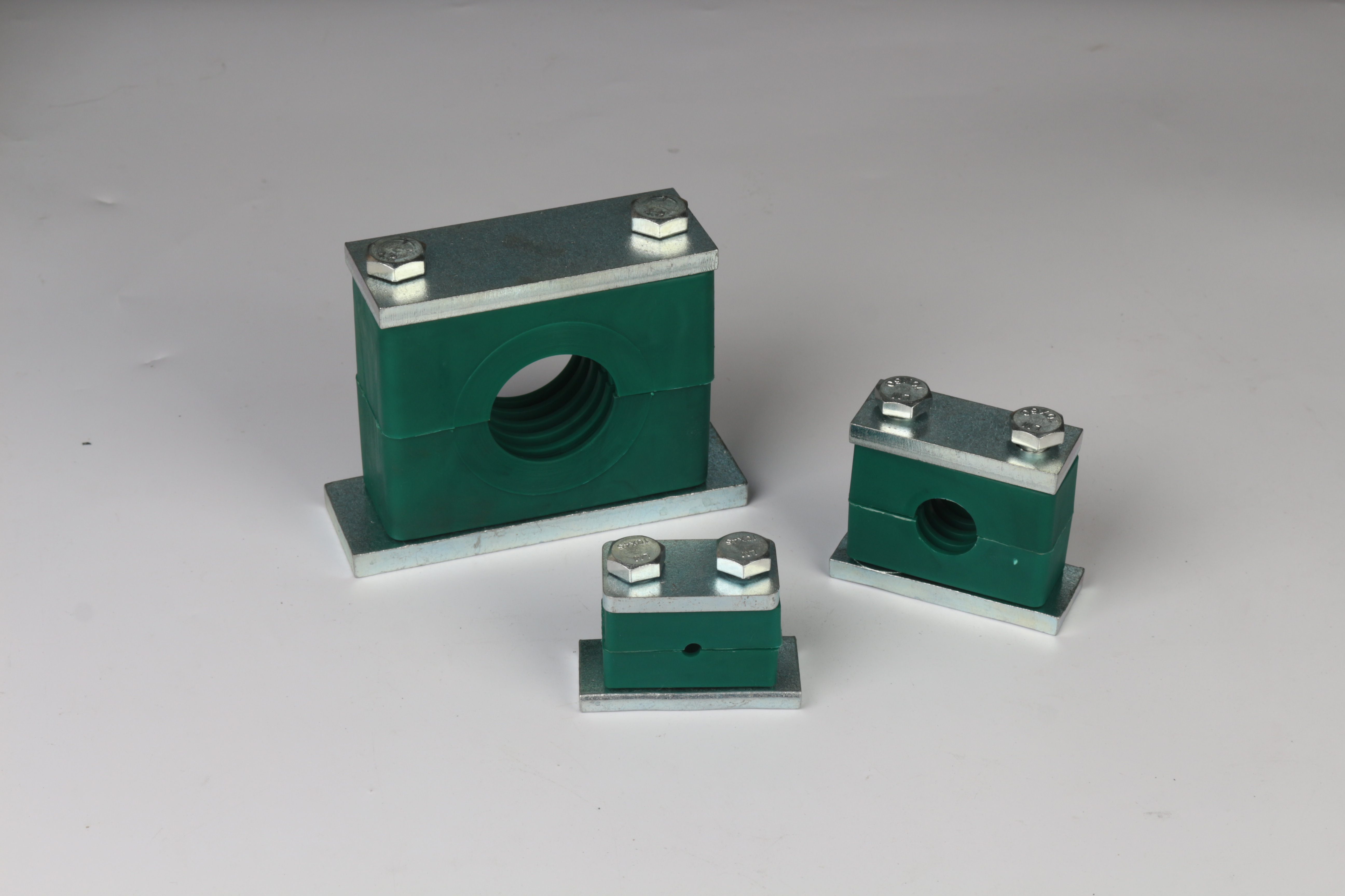 重型塑料尼龙铝合金管夹